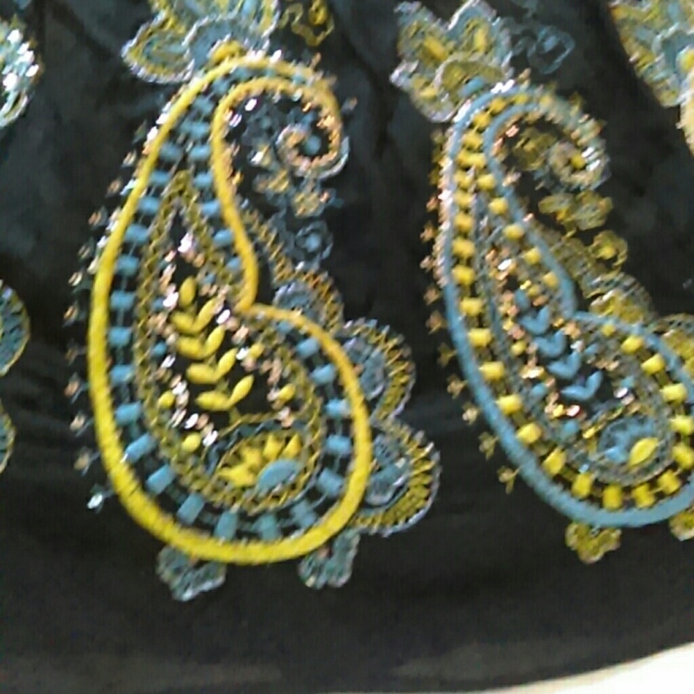 Skirt - Picture 2 of 3
